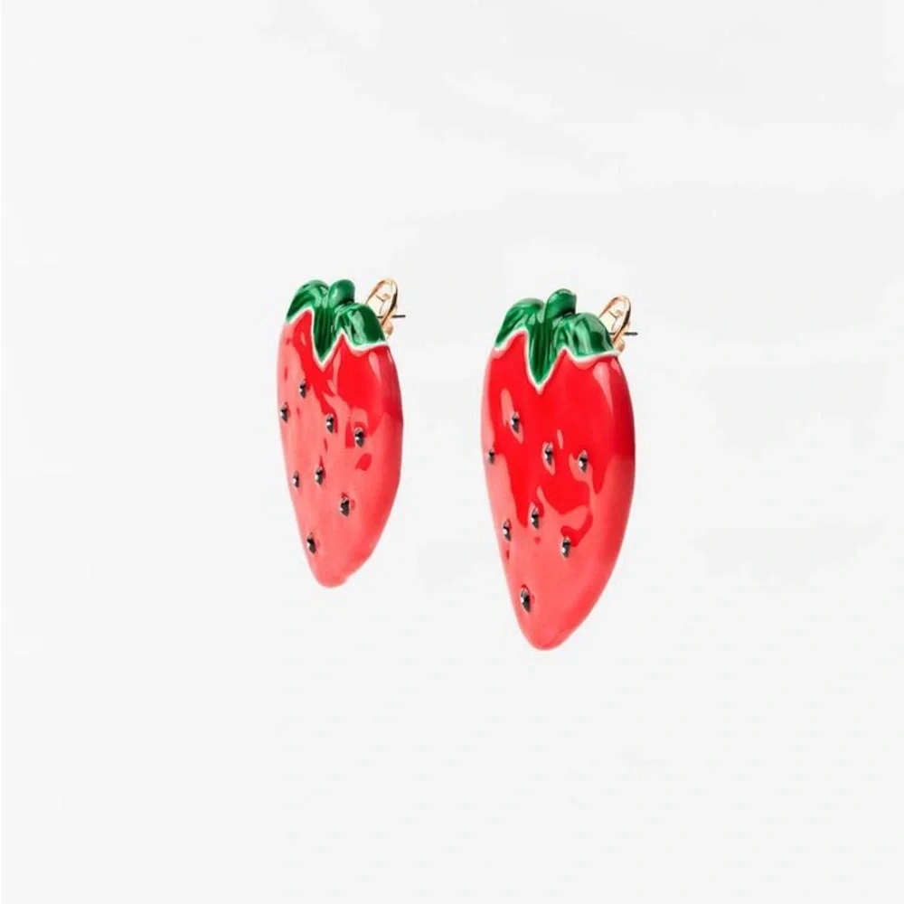 ZARA Strawberry Earrings - Picture 3 of 7